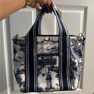 Vineyard Vines Canvas Navy and White Voile Print Tote